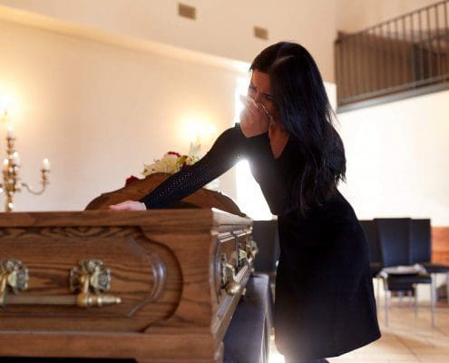 woman mourns the wrongful death of a loved one in Riverview, Florida
